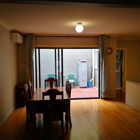墨尔本Moonee Valley Views公寓式酒店 外观 照片