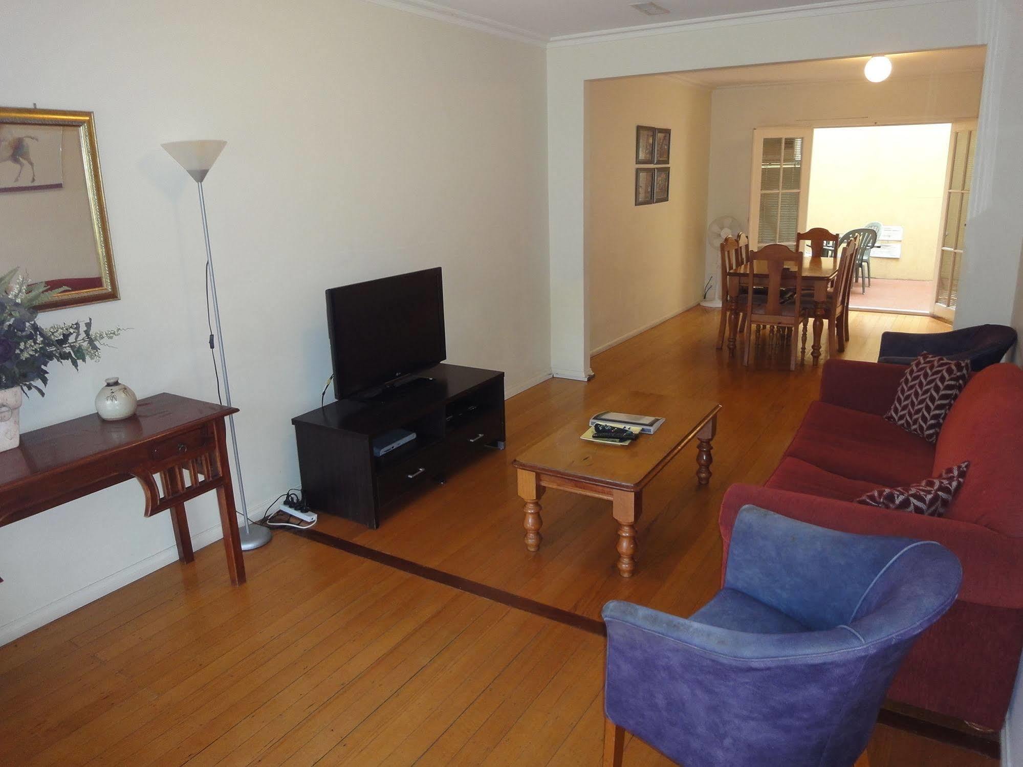 墨尔本Moonee Valley Views公寓式酒店 外观 照片